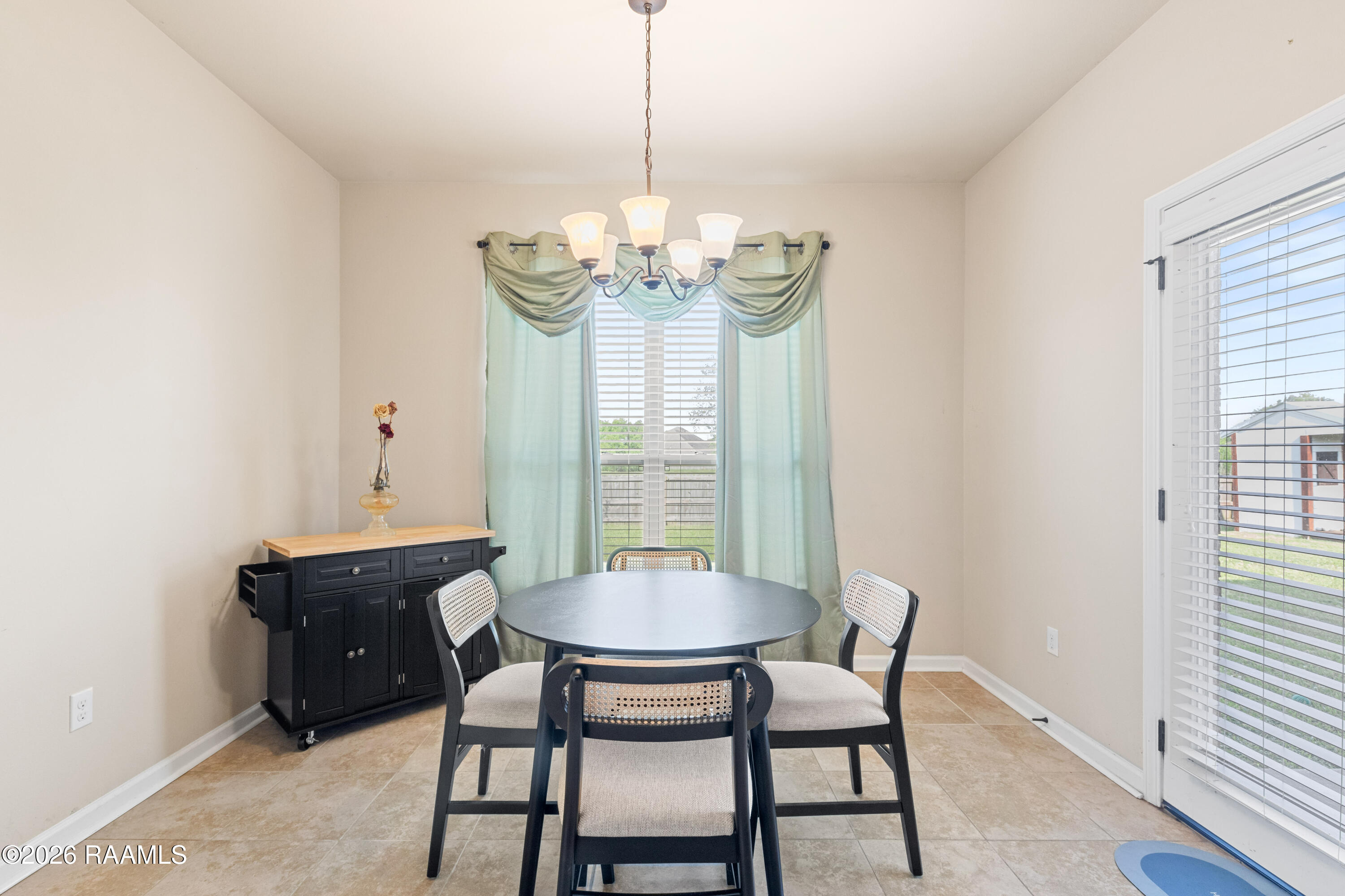 107 Green Mountain Ridge Street Youngsville, LA 70592 - Photo 12 of 25 Dining