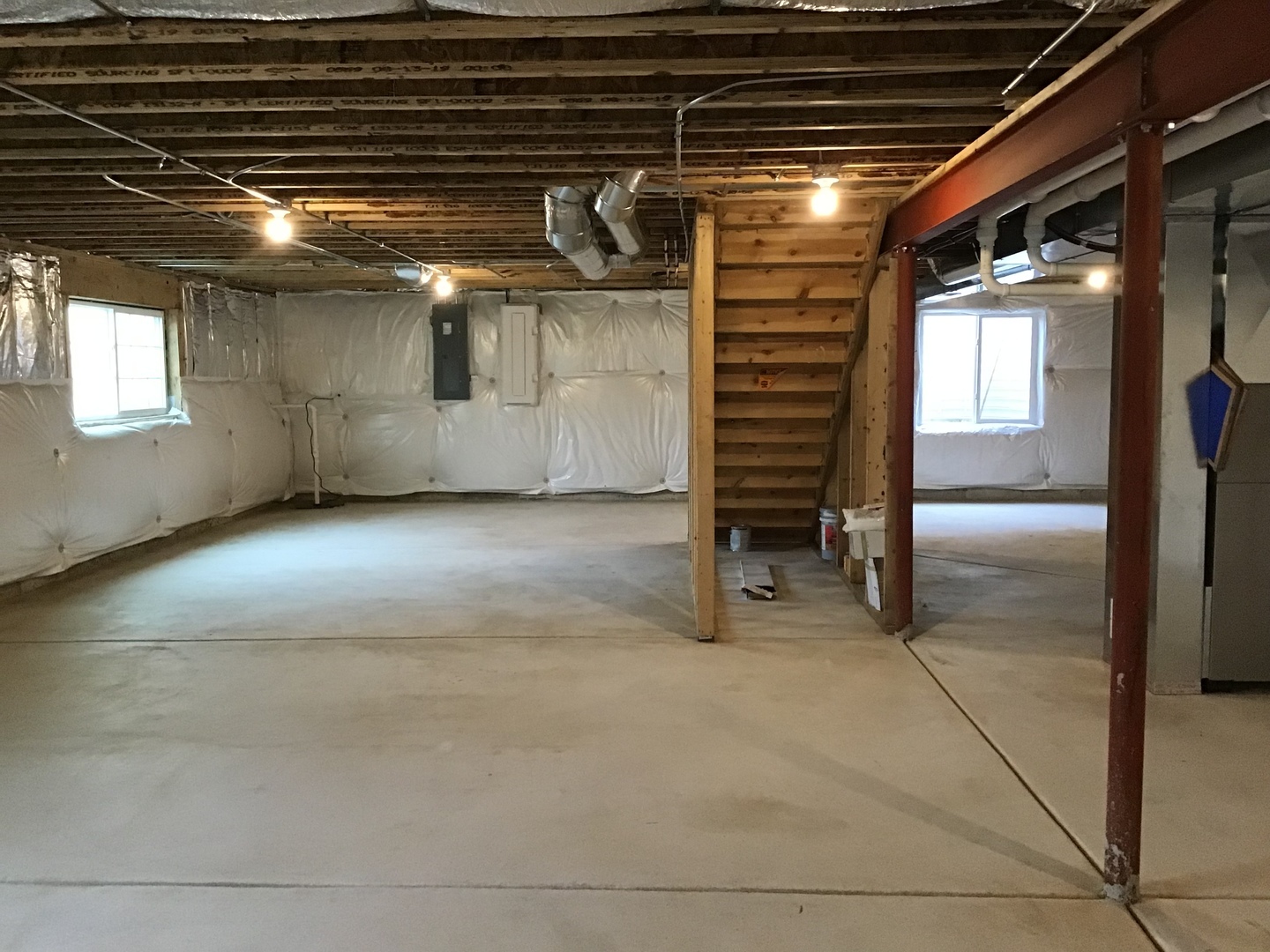 3118 Patterson Road Montgomery, IL 60538 - Photo 20 of 23 a view of an empty room with a garage