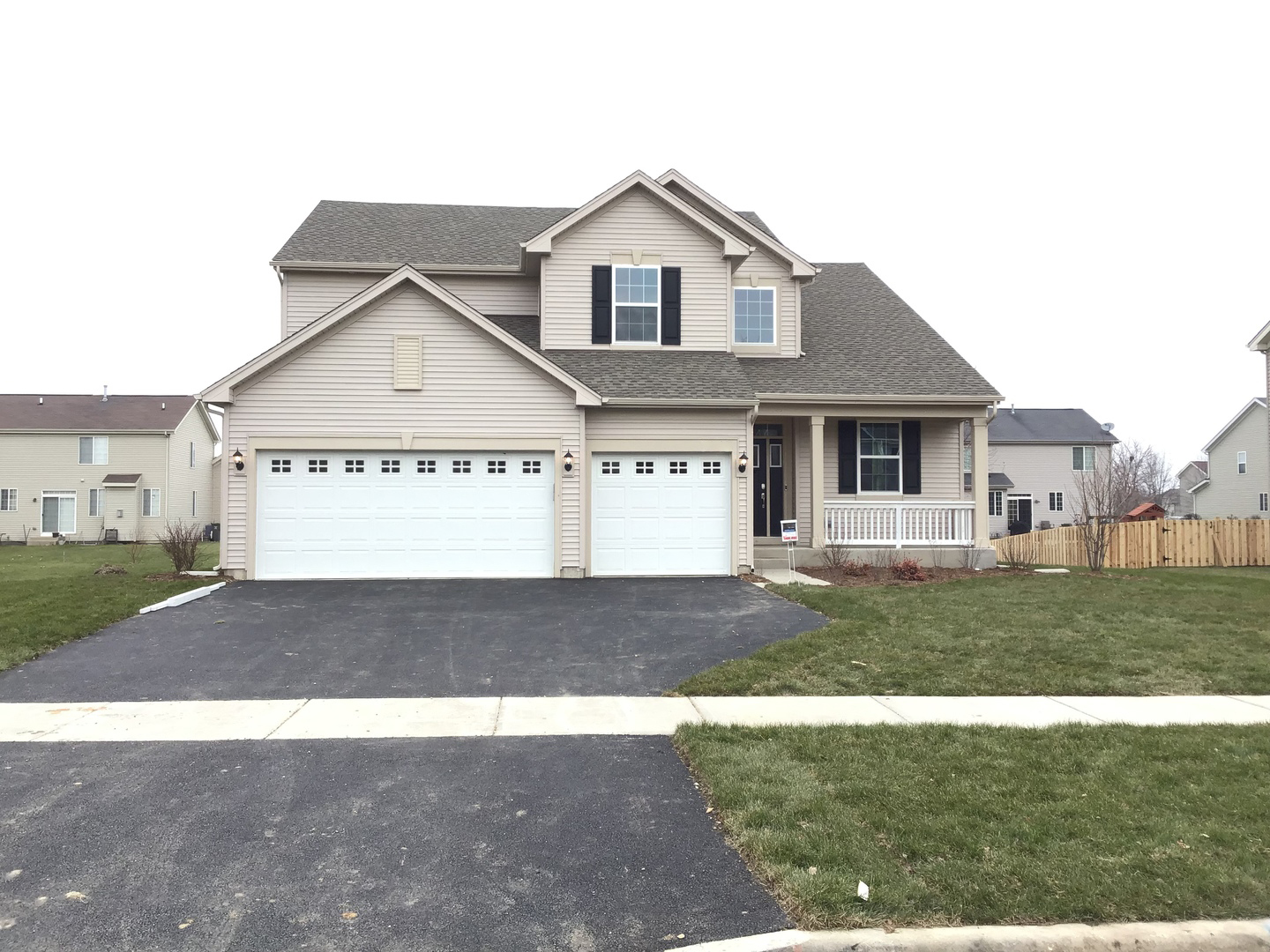 3118 Patterson Road Montgomery, IL 60538 - Photo 22 of 23 a view of large house with a yard and garage