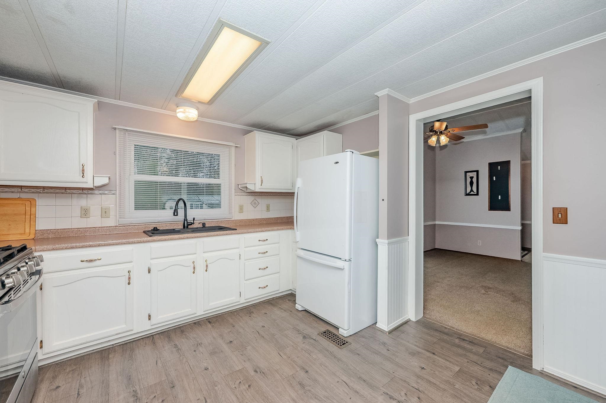 5 Bermuda Lane Rochester, NH 03867 - Photo 16 of 36