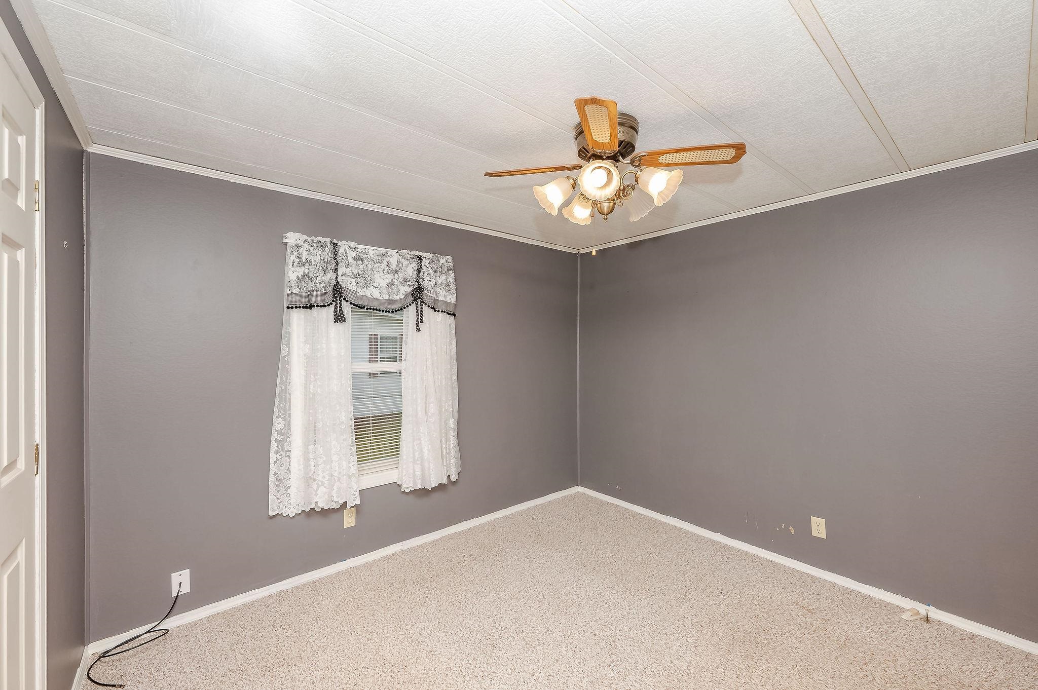 5 Bermuda Lane Rochester, NH 03867 - Photo 29 of 36