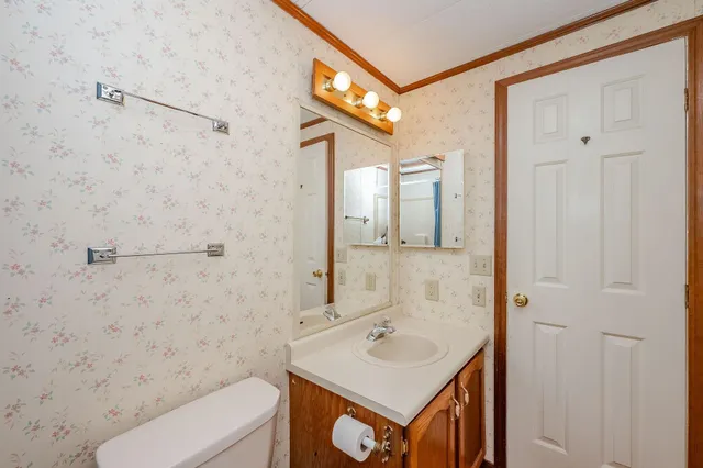 $199,000 | 5 Bermuda Lane, Rochester, NH 03867