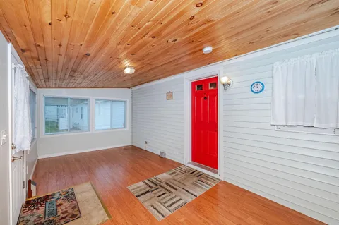 $199,000 | 5 Bermuda Lane, Rochester, NH 03867