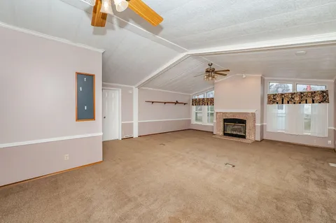 $199,000 | 5 Bermuda Lane, Rochester, NH 03867