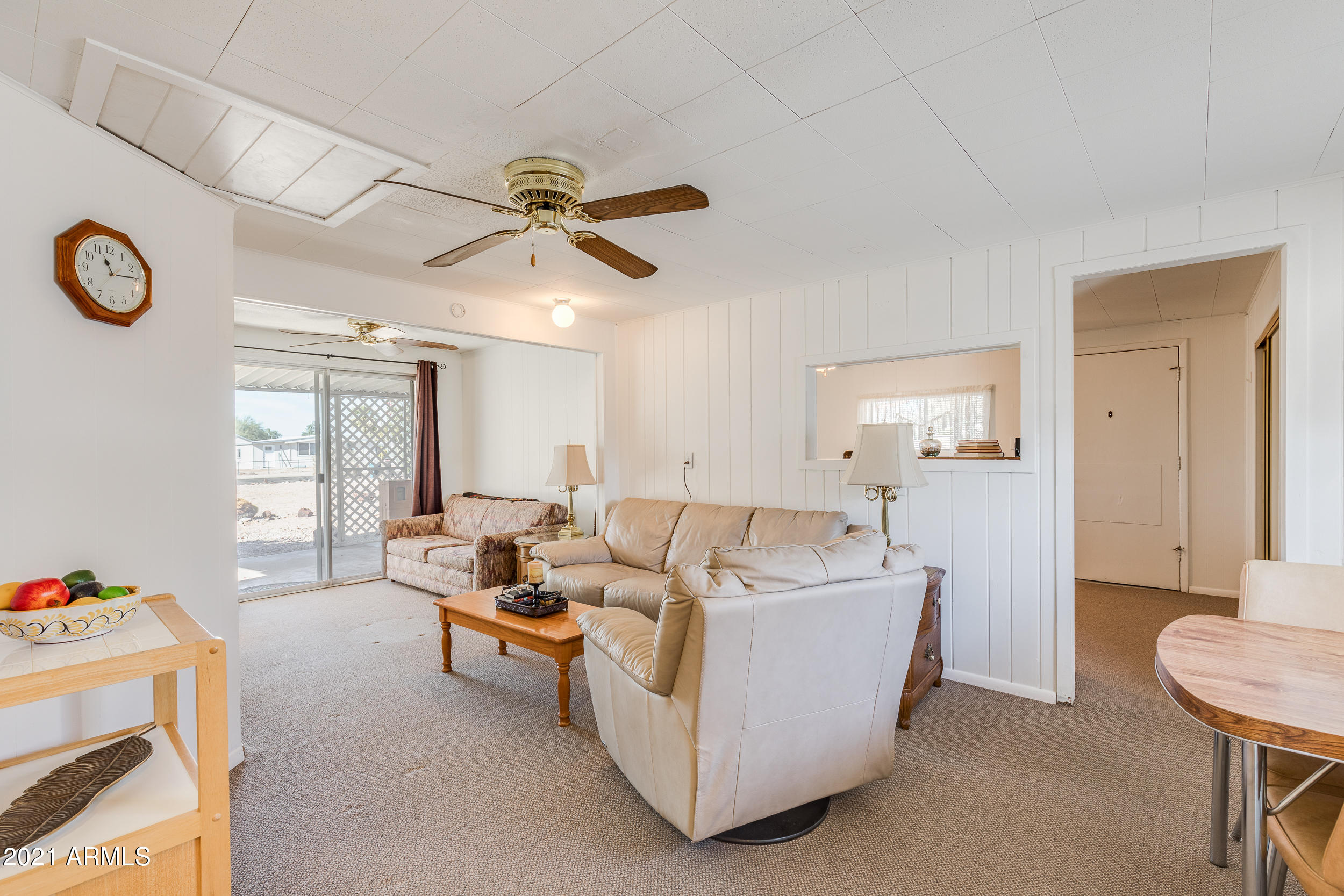 2295 South Descanso Road Apache Junction, AZ 85119 - Photo 5 of 12 2295 S Descanso Rd (9 of 20)