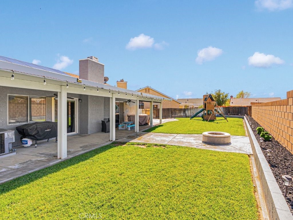 3237 Shady Lane Rosamond, CA 93560 - Photo 4 of 20