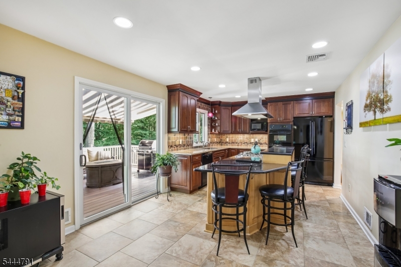 43 Misty Mountain Road Randolph, NJ 07869 - Photo 17 of 37