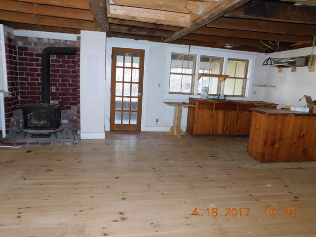 74 Davis Road Bethel, VT 05031 - Photo 7 of 11