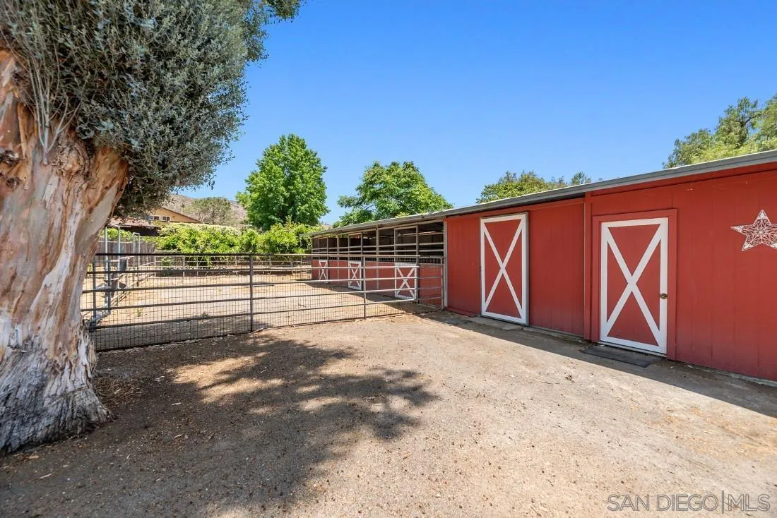 14725 Espola Road Poway, CA 92064 - Photo 5 of 50 a view of backyard and tree