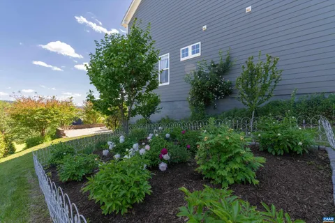 $1,150,000 | 311 Maroon Creek Court, Charlottesville, VA 22903