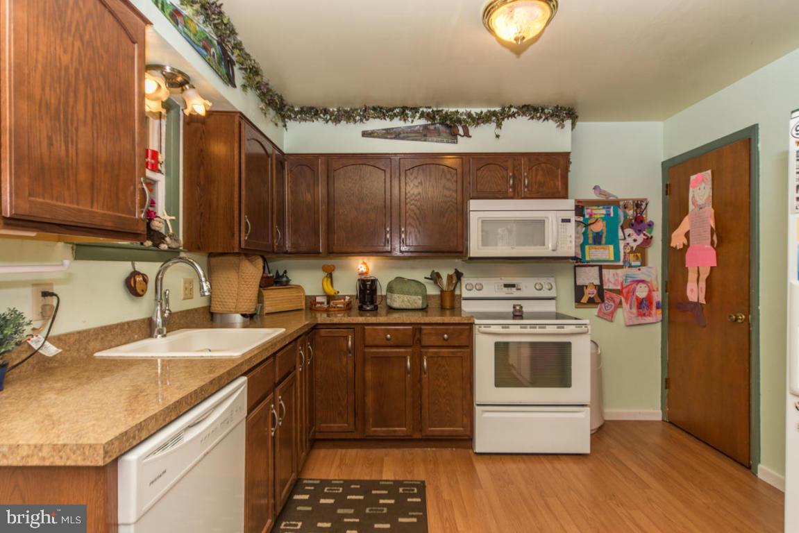 101 Noble Street Lititz, PA 17543 - Photo 11 of 26