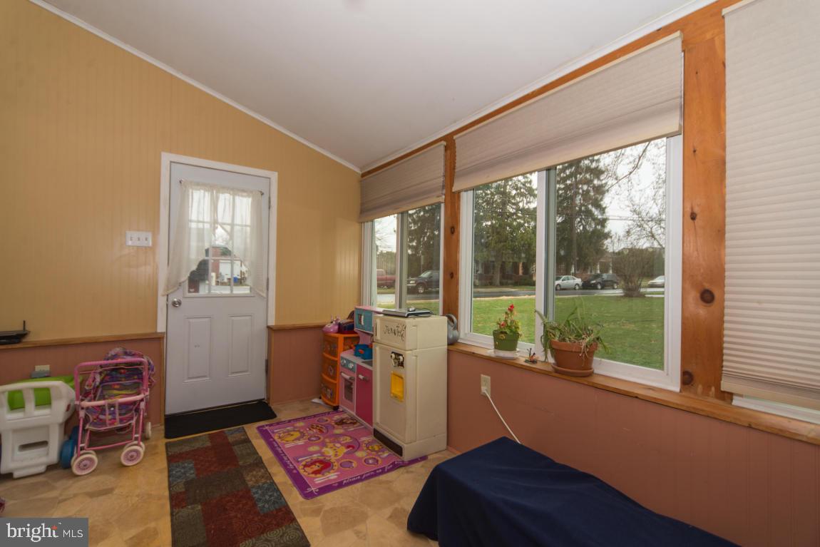 101 Noble Street Lititz, PA 17543 - Photo 15 of 26
