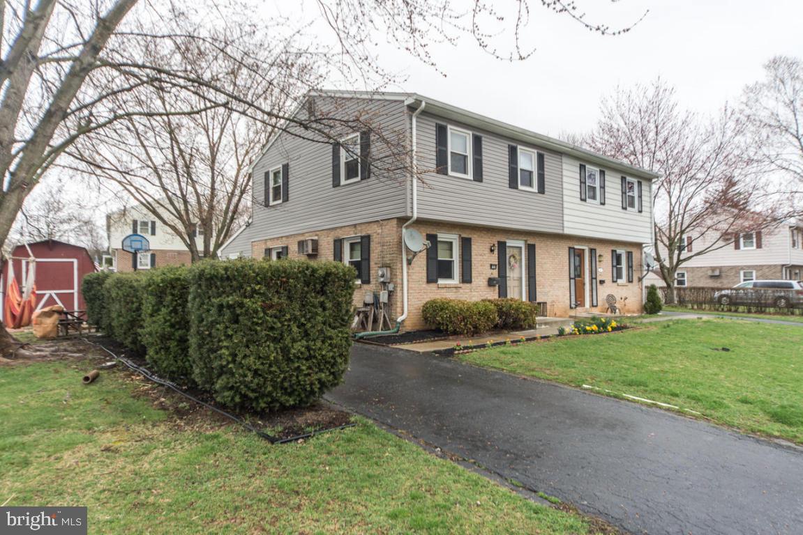 101 Noble Street Lititz, PA 17543 - Photo 3 of 26