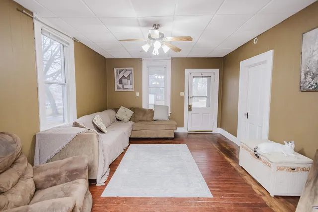 $254,900 | 225 Washington Street, Mineral Point, WI 53565