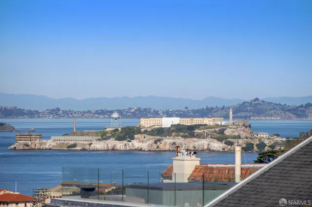 $1,995,000 | 2295 Vallejo Street, Unit 409, San Francisco, CA 94123