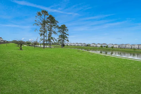 $2,600 | 9830 Magnolia Village Lane, Houston, TX 77080
