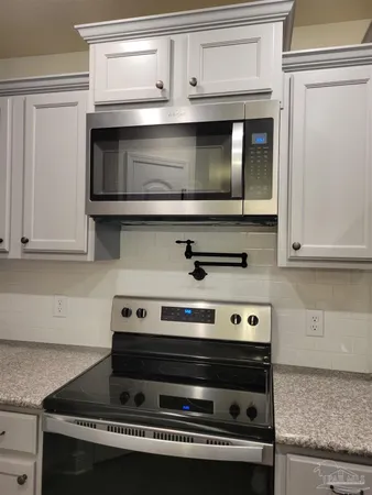 $1,875 | 5061 Peach Drive, Pace, FL 32571