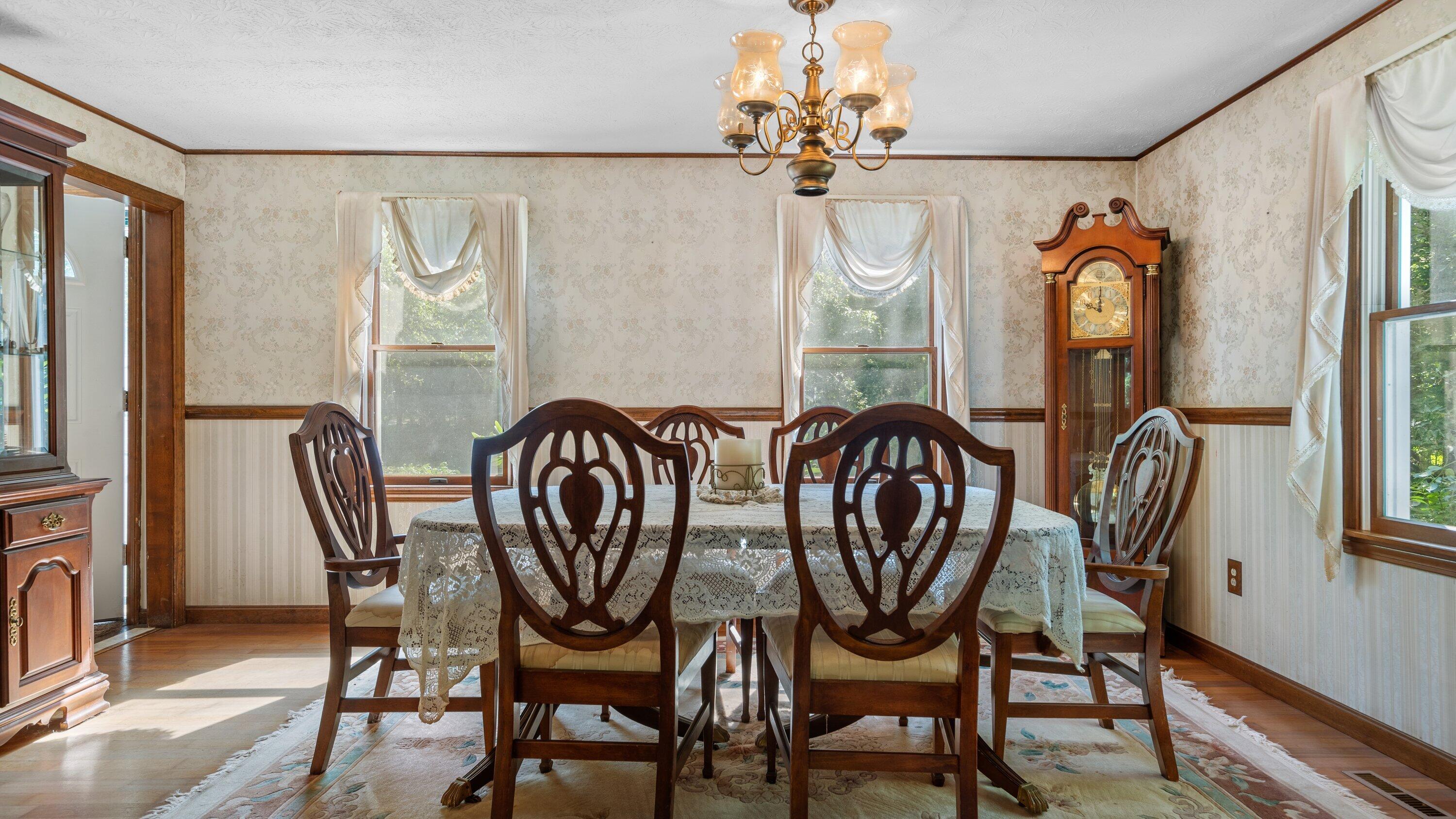 72 Bartlett Road Kittery Point, ME 03905 - Photo 17 of 31 kc dining pic 2