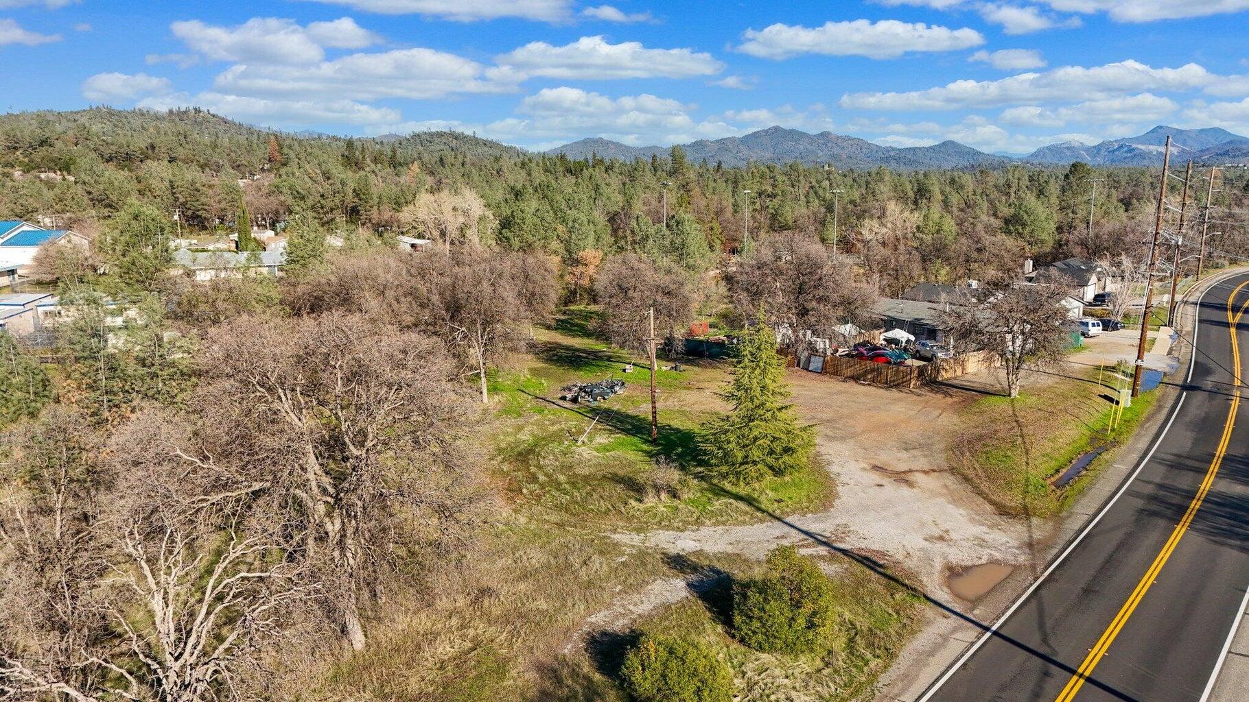 3550 Oasis Road Redding, CA 96003 - Photo 7 of 10 Aerial View