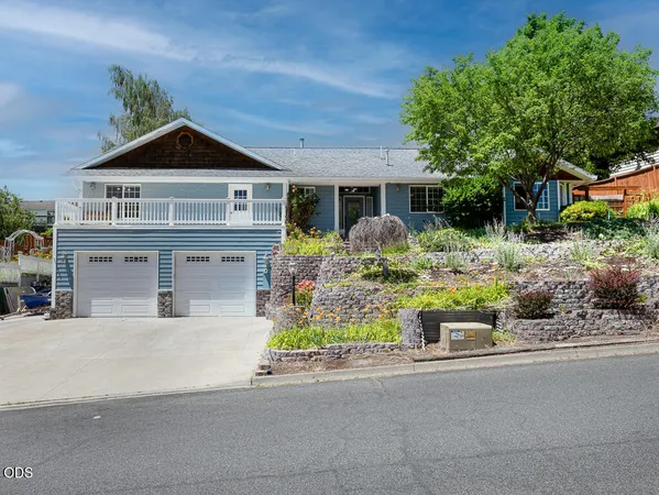 $550,000 | 134 Ridgecrest Drive, Klamath Falls, OR 97601