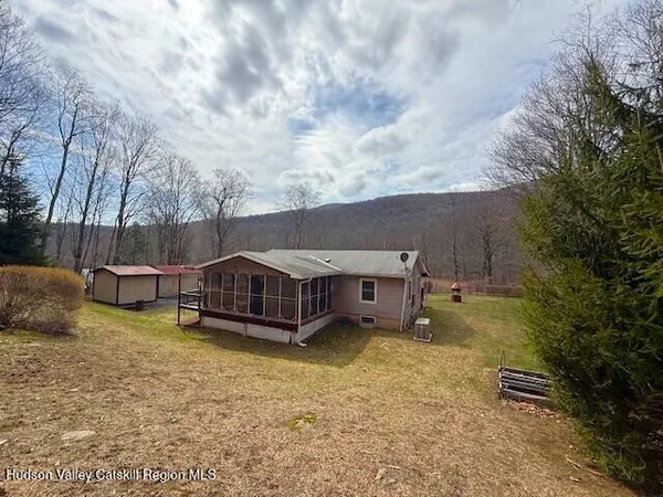 $395,000 | 296 Diamond Notch Road, Lanesville, NY 12450