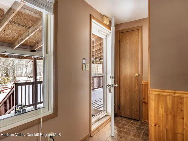 $395,000 | 296 Diamond Notch Road, Lanesville, NY 12450