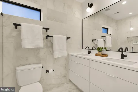 $1,599,000 | 1005 P Street Northwest, Washington, DC 20001