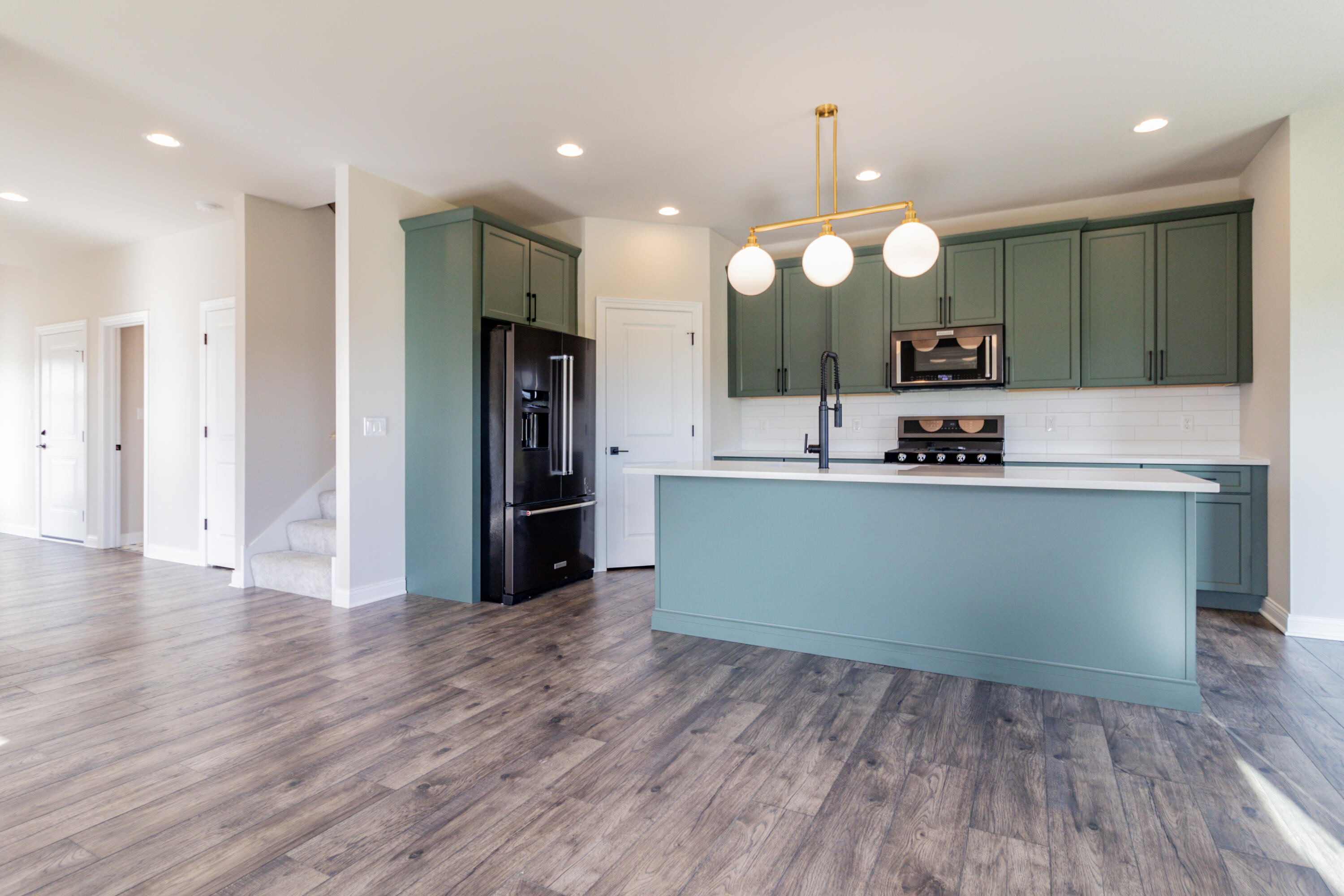 1757 Forest Ridge Drive Valparaiso, IN 46385 - Photo 18 of 36 3000x2000