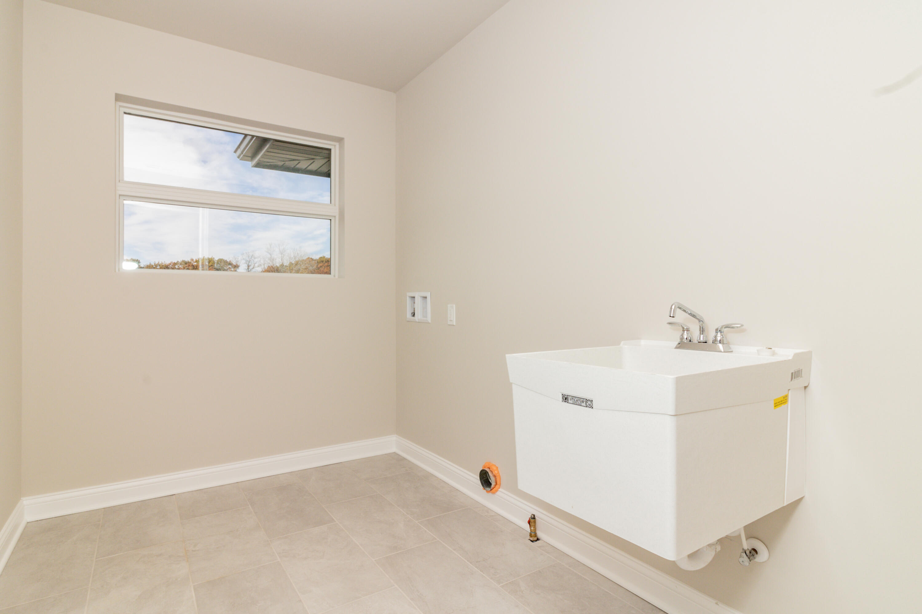 1757 Forest Ridge Drive Valparaiso, IN 46385 - Photo 25 of 36 3000x2000