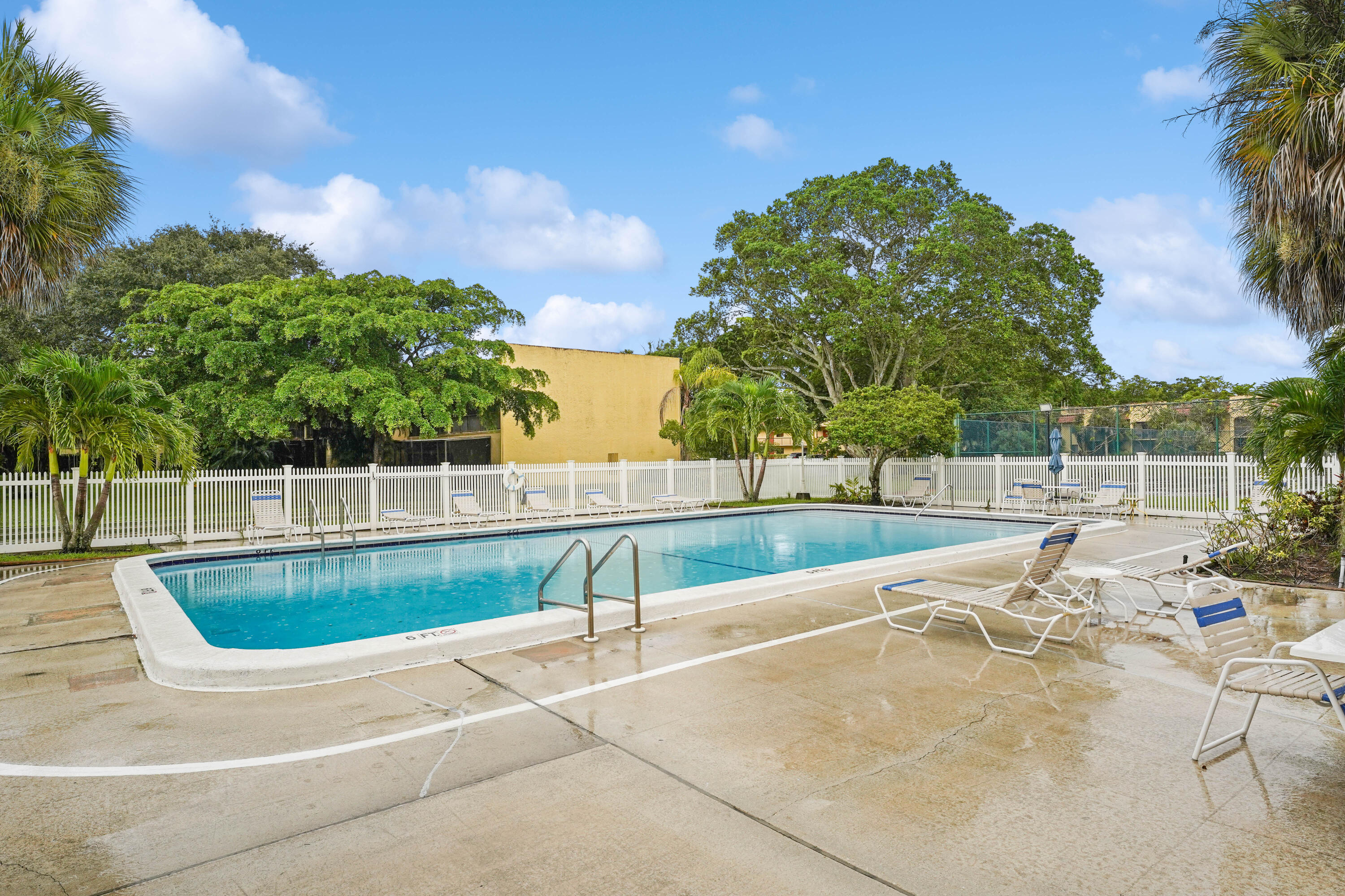 806 Southwest 9th St Circle, Unit 203 Boca Raton, FL 33486 - Photo 25 of 29 image00004