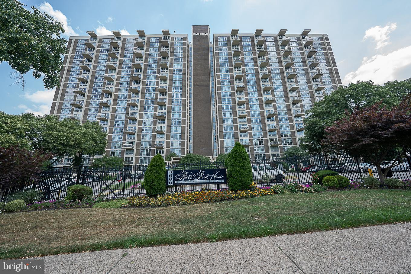 3600 Conshohocken Avenue, Unit 1514, Philadelphia, PA 19131 Compass