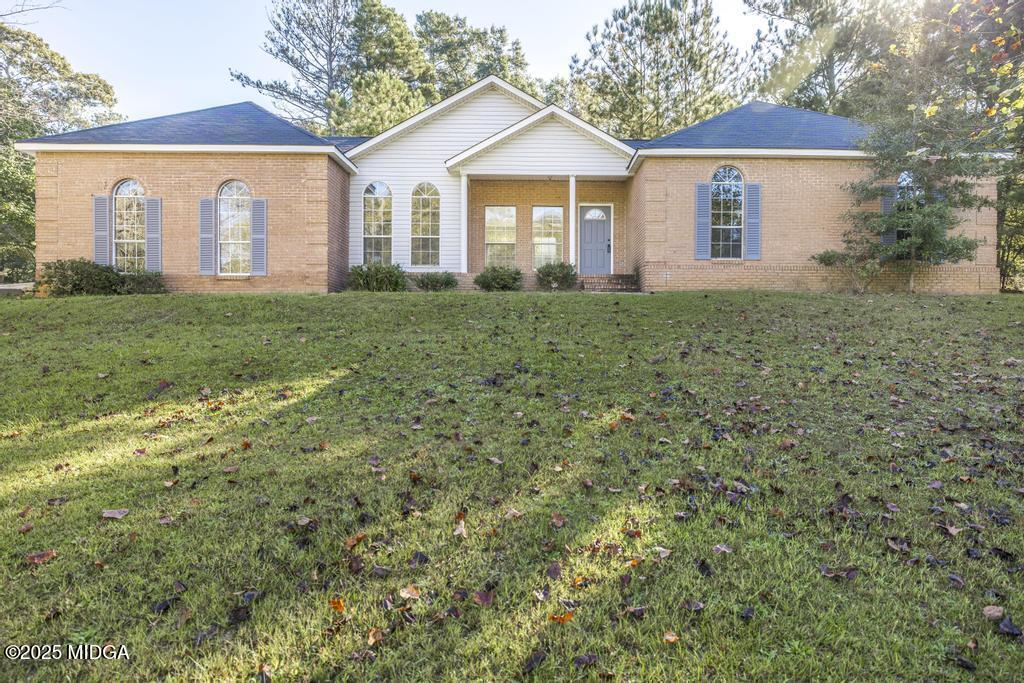 101 Fawn Court Byron, GA 31008 - Photo 2 of 28 101 Fawn Ct 4
