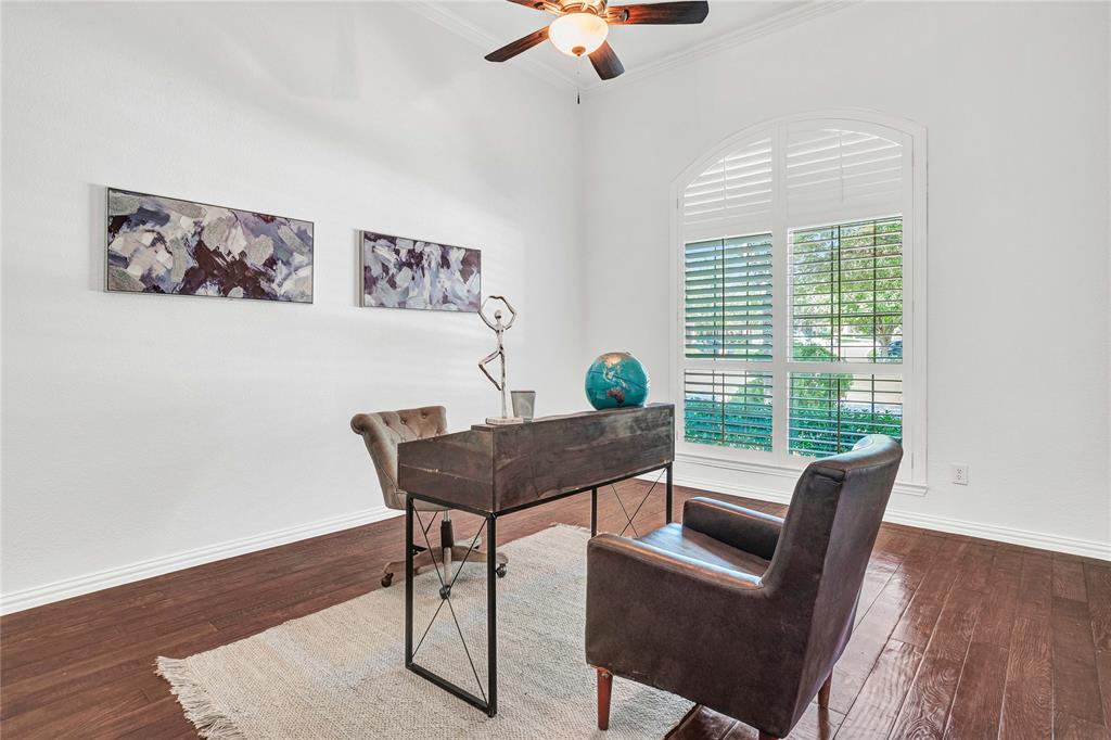 1504 Tangle Ridge Drive McKinney, TX 75071 - Photo 5 of 36 a view of a livingroom with furniture