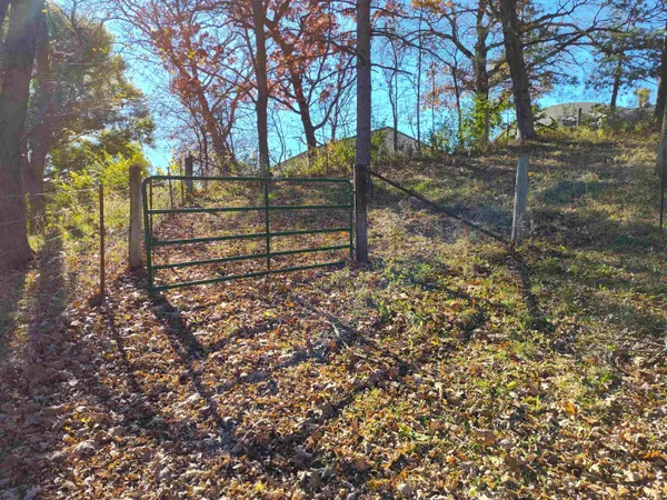 $200,000 | 27891 Co Hwy X, Cashton, WI 54619