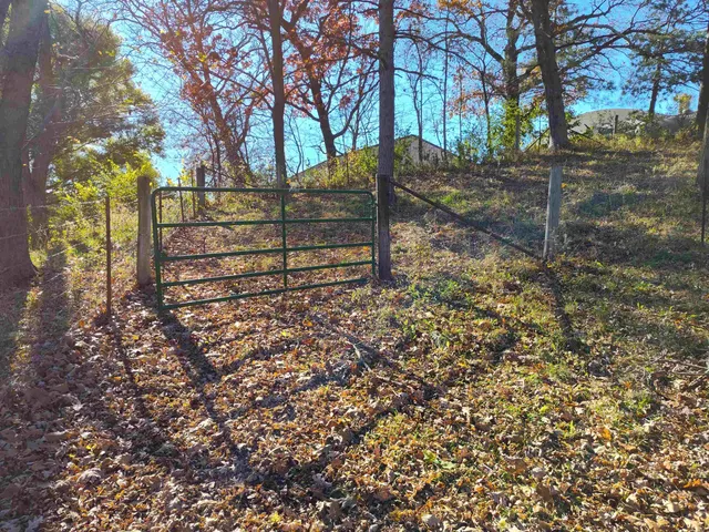 $200,000 | 27891 Co Hwy X, Cashton, WI 54619