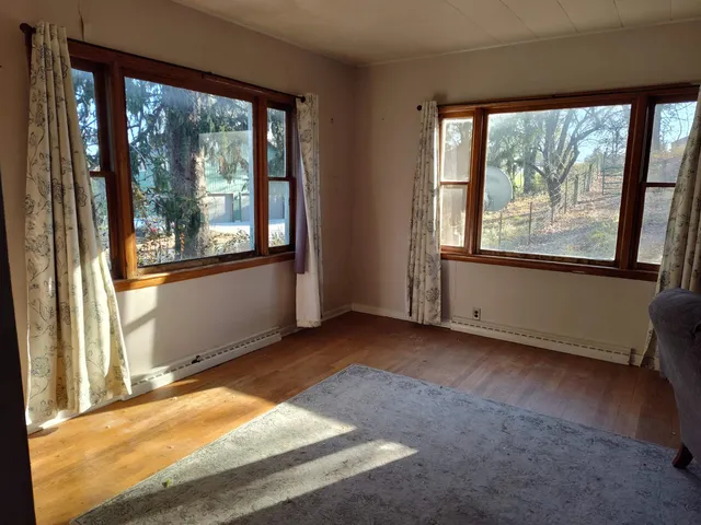 $200,000 | 27891 Co Hwy X, Cashton, WI 54619