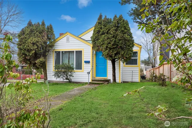 $749,950 | 4559 12th Avenue South, Seattle, WA 98108