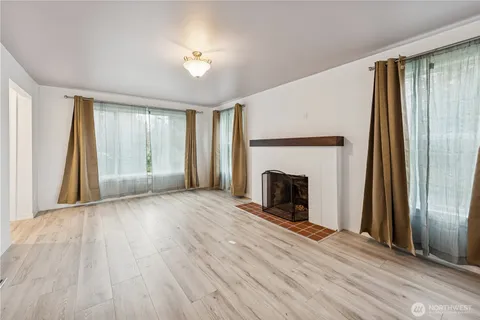 $749,950 | 4559 12th Avenue South, Seattle, WA 98108