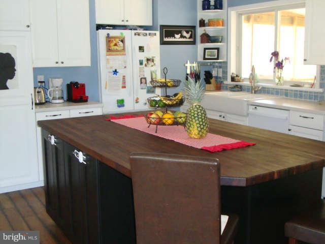 3311 Dublin Manor Road Street, MD 21154 - Photo 7 of 30 Eat-in kitchen w/table space