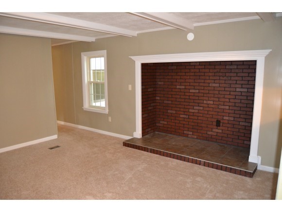 152 Roberts Road Barrington, NH 03825 - Photo 19 of 29 Gallery Image 19