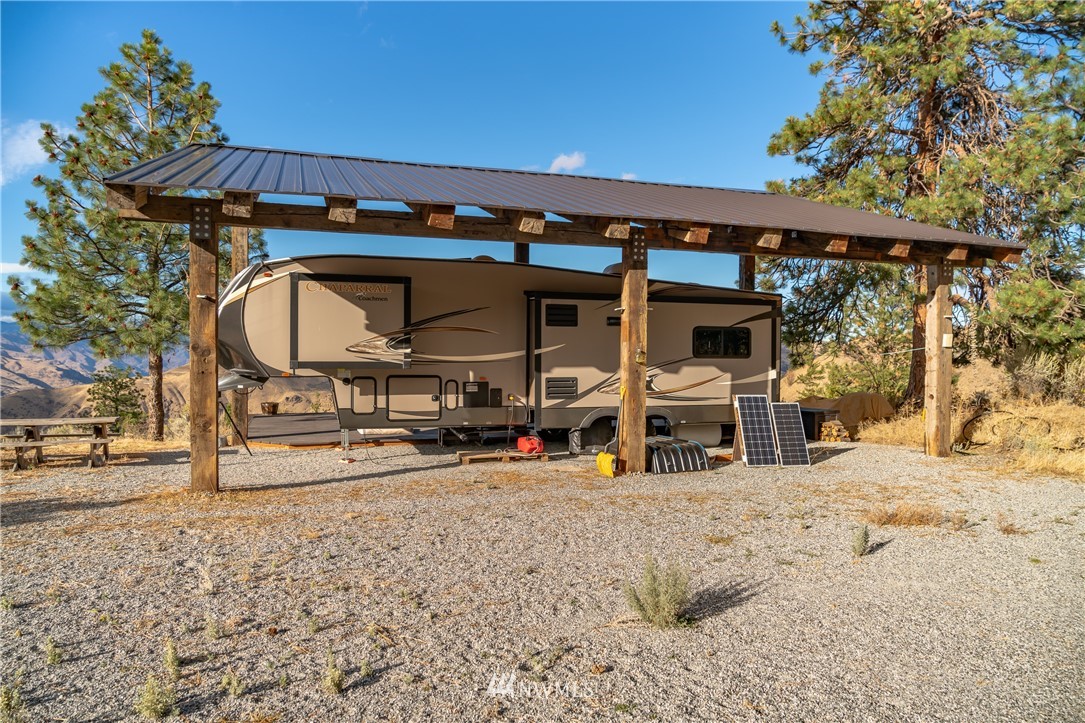 2214 Black Rock Road Orondo, WA 98843 - Photo 3 of 40 Gallery Image 3