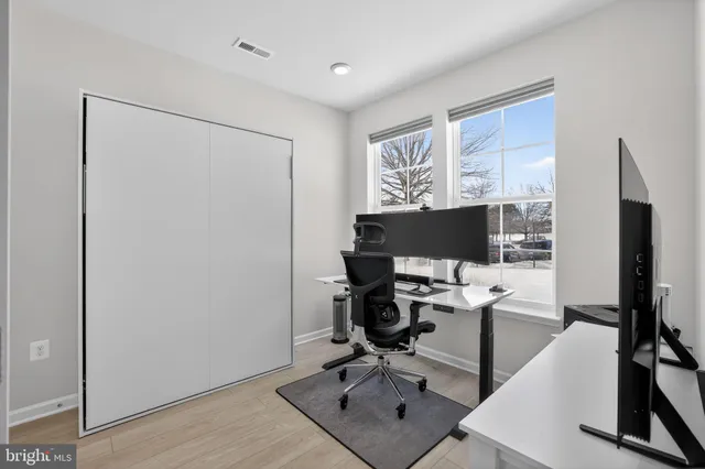 $555,000 | 1017 Village Club Alley, Montgomery Village, MD 20886