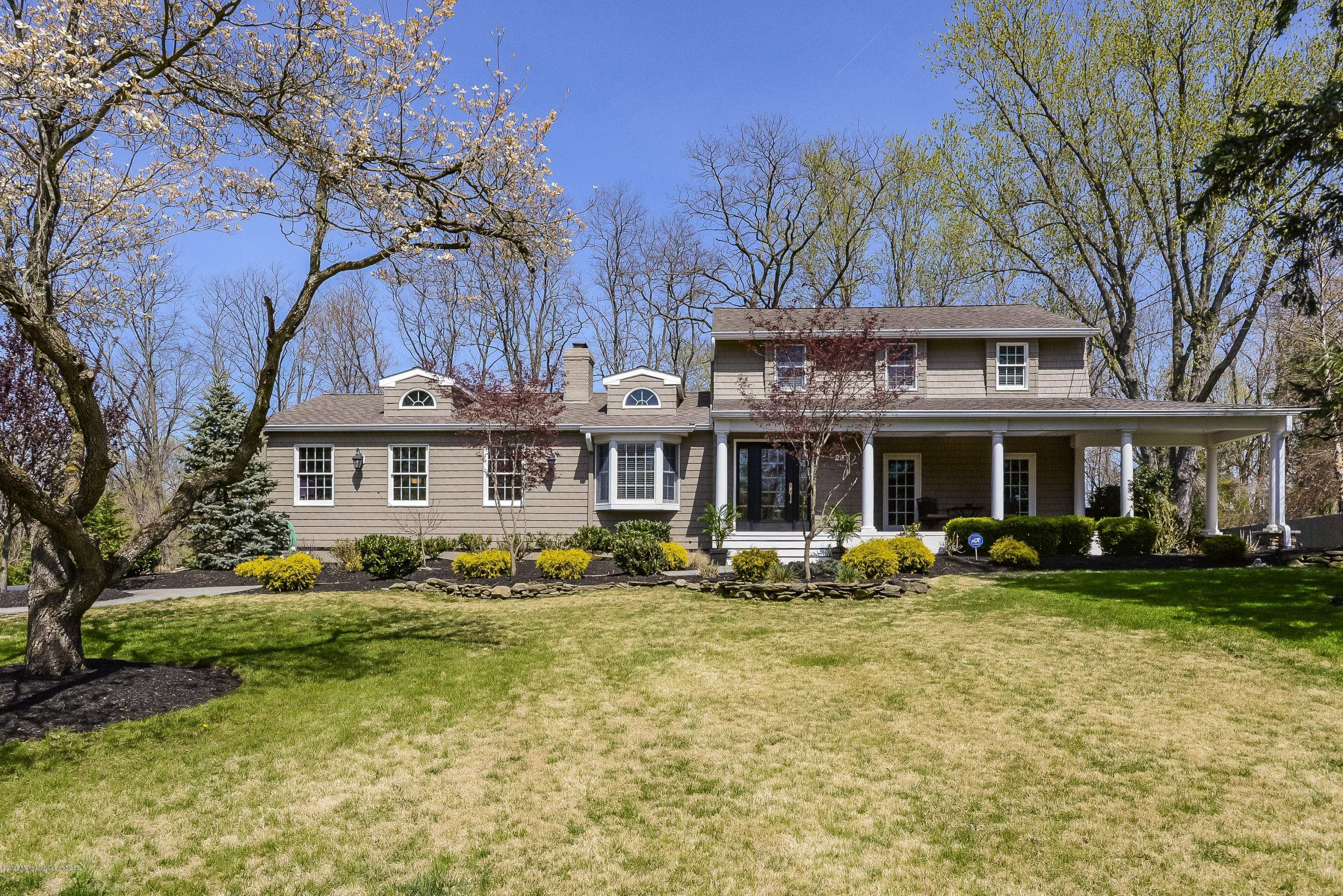 29 Woodhollow Road Colts Neck, NJ 07722 - Photo 1 of 27 001_Front