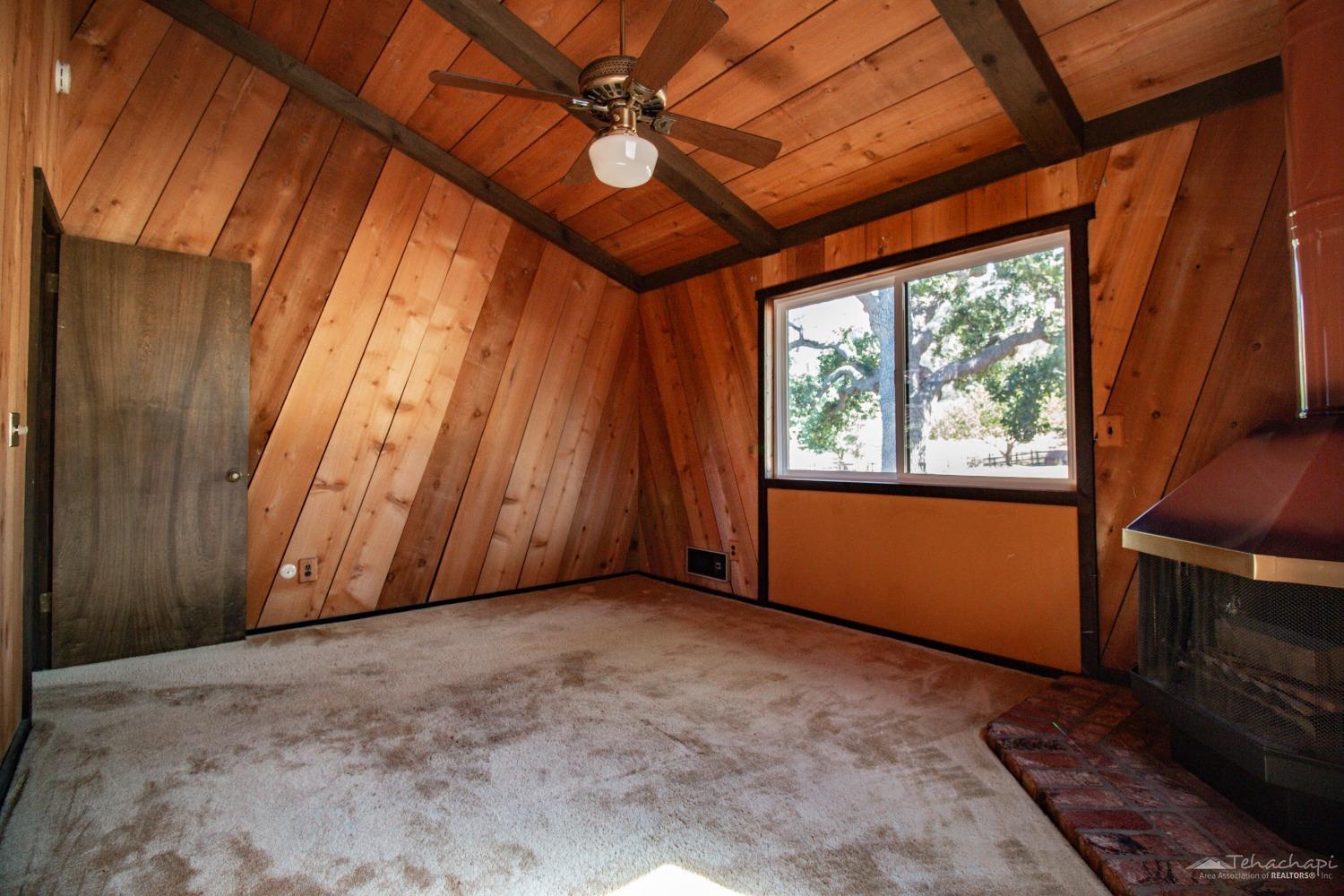 26851 Bear Valley Road Tehachapi, CA 93561 - Photo 27 of 48 Gallery Image 27