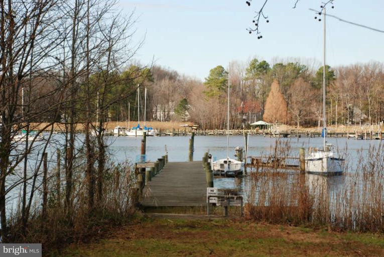 3920 Rhode Harbor Road Edgewater, MD 21037 - Photo 30 of 30 Community