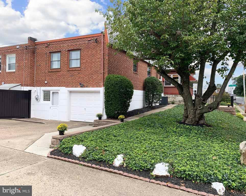 8800 Blue Grass Road Philadelphia, PA 19152 - Photo 31 of 35 Gallery Image 31