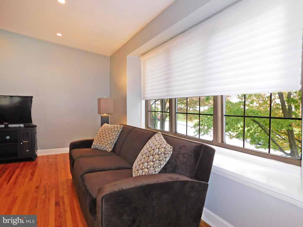 8800 Blue Grass Road Philadelphia, PA 19152 - Photo 9 of 35 Gallery Image 9