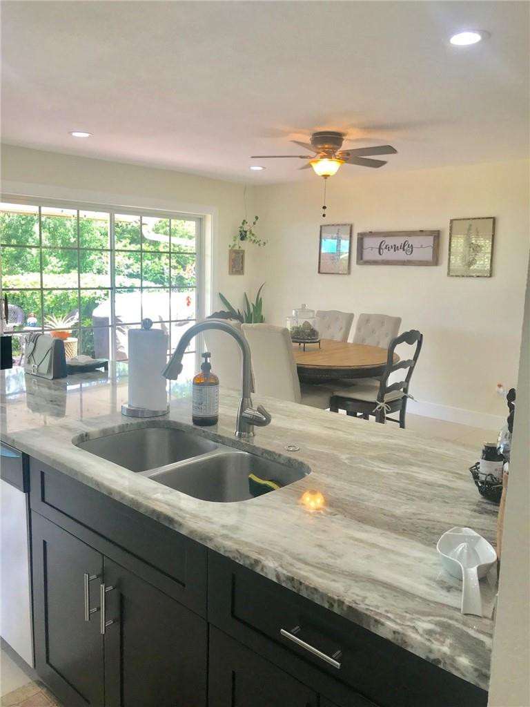 26 West Mango Road Lake Worth, FL 33467 - Photo 8 of 24 Photo 8