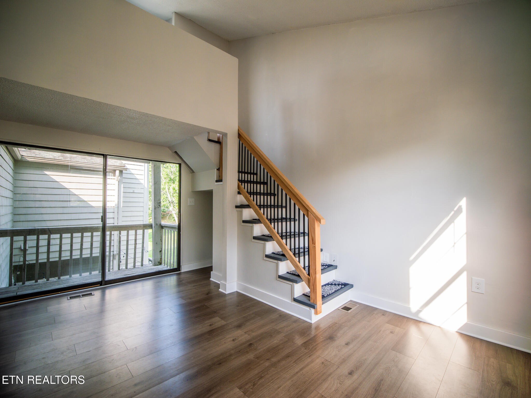 560 Lost Tree Lane Knoxville, TN 37934 - Photo 8 of 40