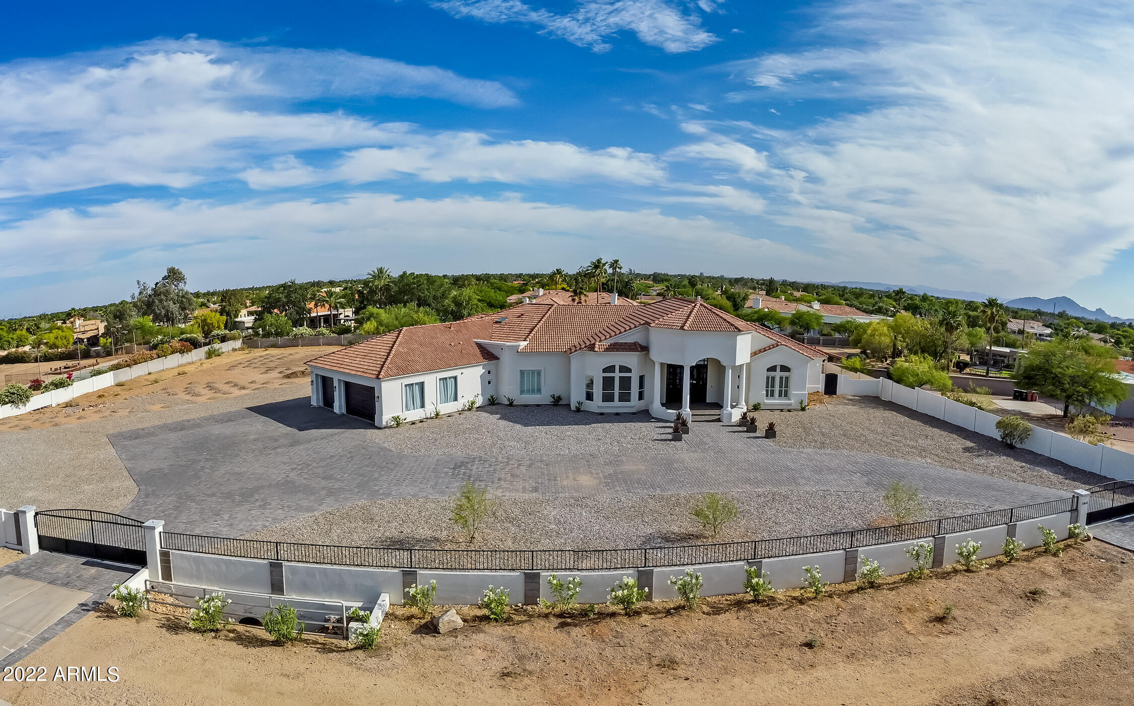 10651 East Cactus Road Scottsdale, AZ 85259 - Photo 3 of 59 ocupix-10651ecr-1